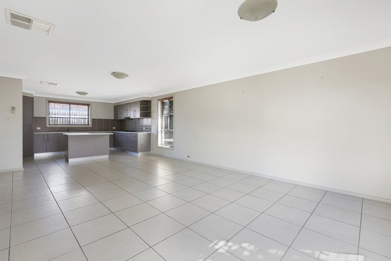 Photo - 7 Flynn Street, Tamworth NSW 2340 - Image 6