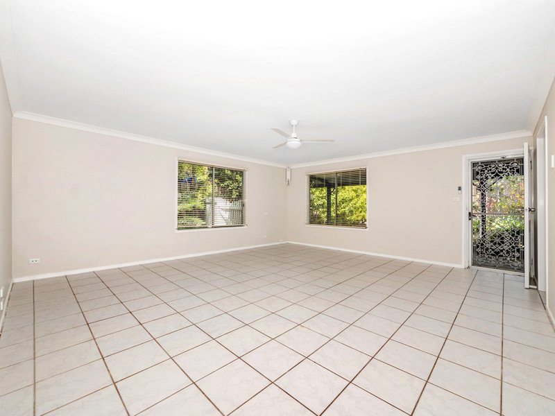 Photo - 7 Foley Close, East Lismore NSW 2480 - Image 3