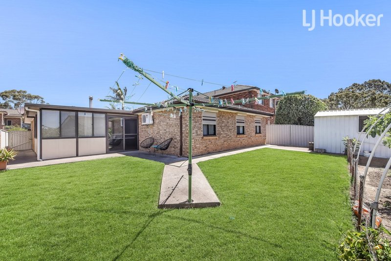 Photo - 7 Footscray Street, St Johns Park NSW 2176 - Image 9