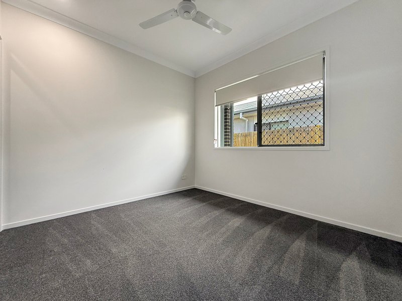 Photo - 7 Forestoak Street, Narangba QLD 4504 - Image 9