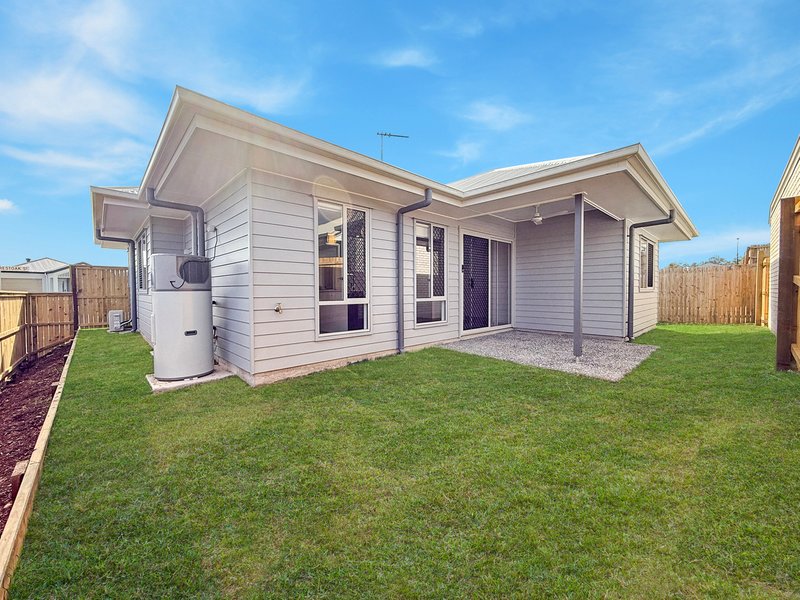 Photo - 7 Forestoak Street, Narangba QLD 4504 - Image 14