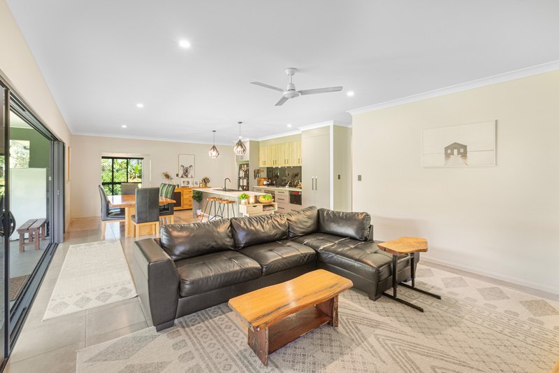 Photo - 7 Forrest Street, Carrington QLD 4883 - Image 7