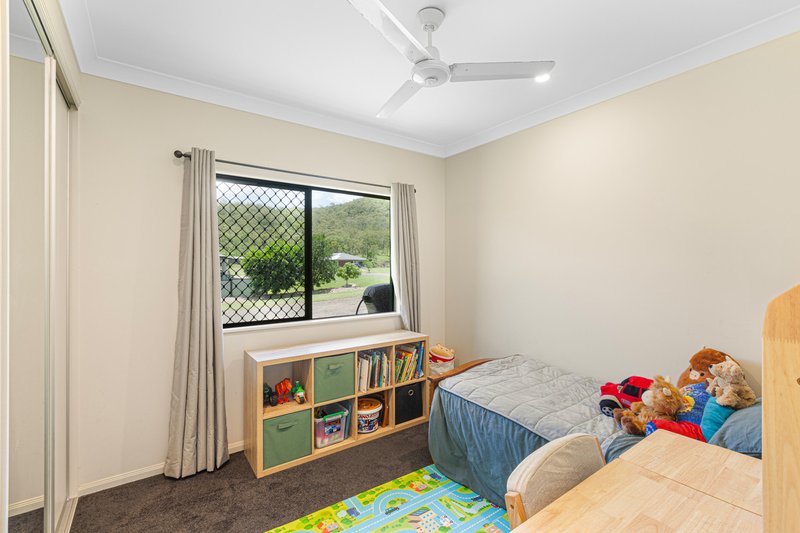 Photo - 7 Forrest Street, Carrington QLD 4883 - Image 12