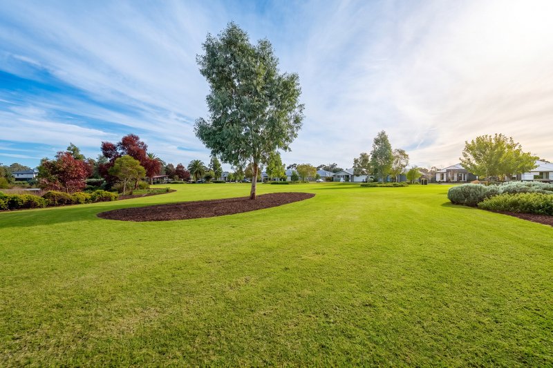 Photo - 7 Fortana Lane, Angle Vale SA 5117 - Image 3