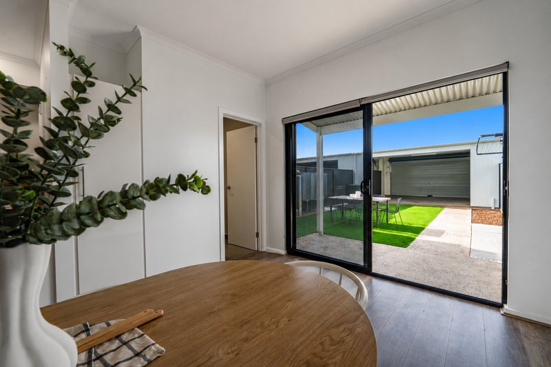 Photo - 7 Fortana Lane, Angle Vale SA 5117 - Image 14