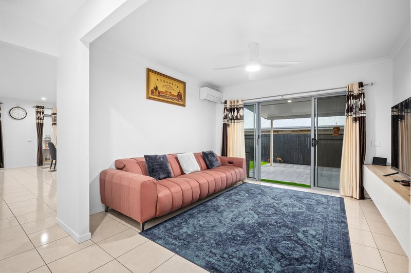 Photo - 7 Foxtail Road, Ripley QLD 4306 - Image 13