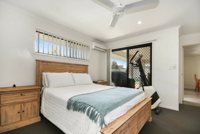 Photo - 7 Frangipani Place, Mountain Creek QLD 4557 - Image 6