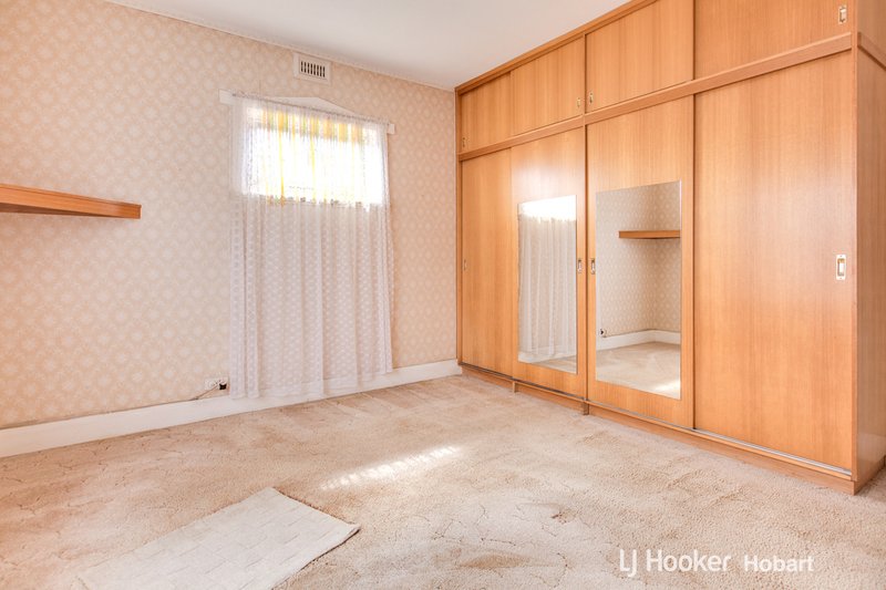 Photo - 7 Fraser Street, New Town TAS 7008 - Image 8