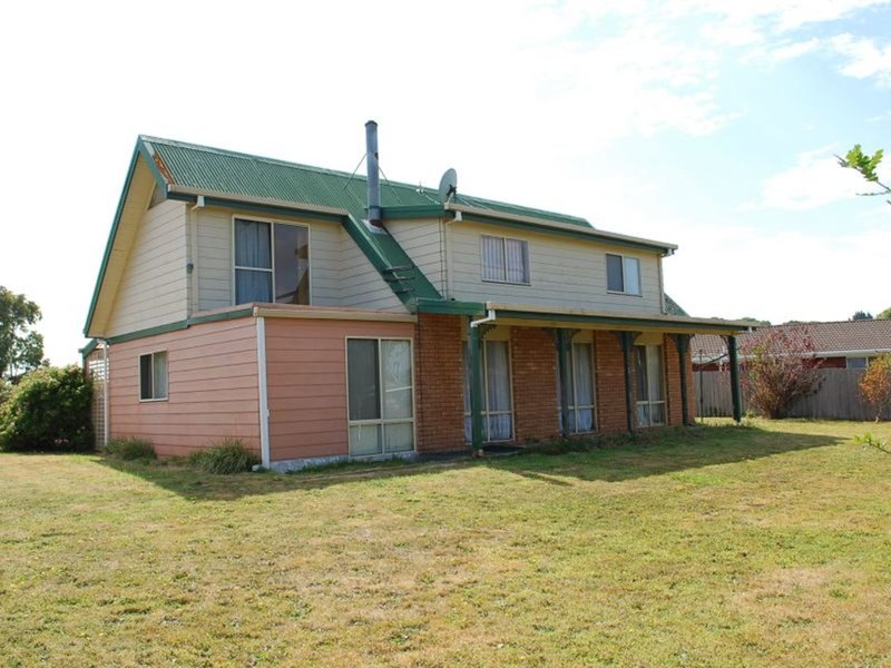 Photo - 7 Freestone Crescent, Wynyard TAS 7325 - Image 12