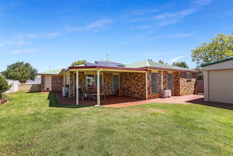 Photo - 7 Freyling Court, Kearneys Spring QLD 4350 - Image 17