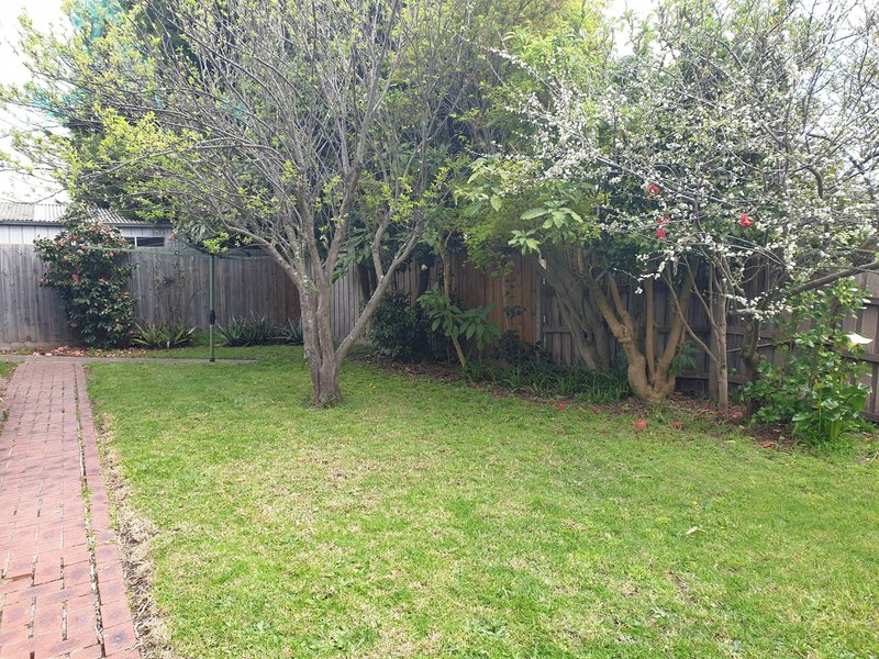 Photo - 7 Gabrielle Court, Hampton Park VIC 3976 - Image 16