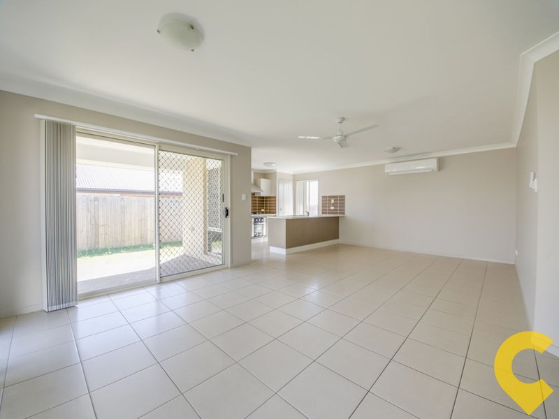 Photo - 7 Gair Street, North Lakes QLD 4509 - Image 3