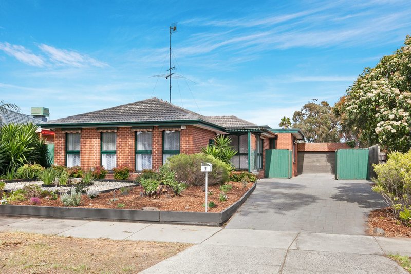 7 Galilee Crescent, Mill Park VIC 3082