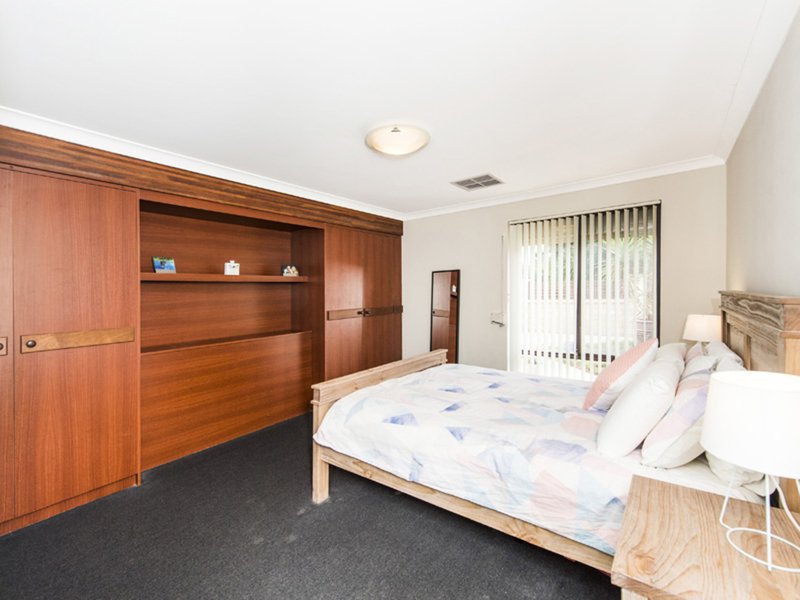 Photo - 7 Gamble Street, Warnbro WA 6169 - Image 15