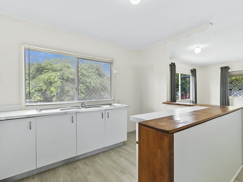 Photo - 7 Gannett Street, Woorim QLD 4507 - Image 3