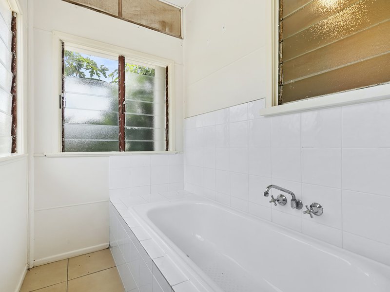 Photo - 7 Gannett Street, Woorim QLD 4507 - Image 11