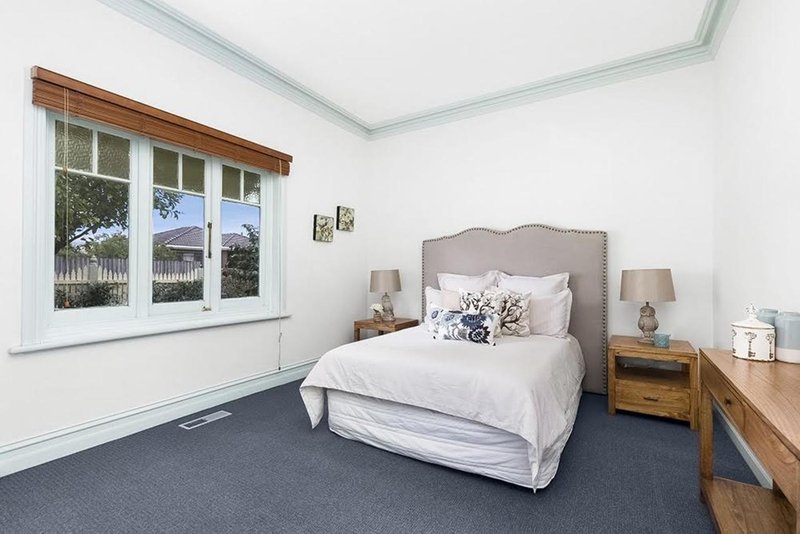 Photo - 7 Garnet Street, Brunswick VIC 3056 - Image 2