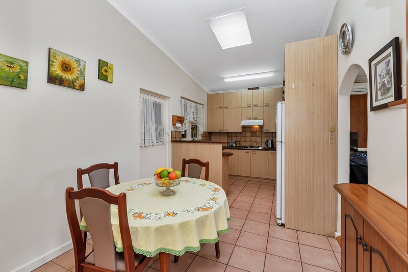 Photo - 7 Gaskin Road, Flinders Park SA 5025 - Image 6