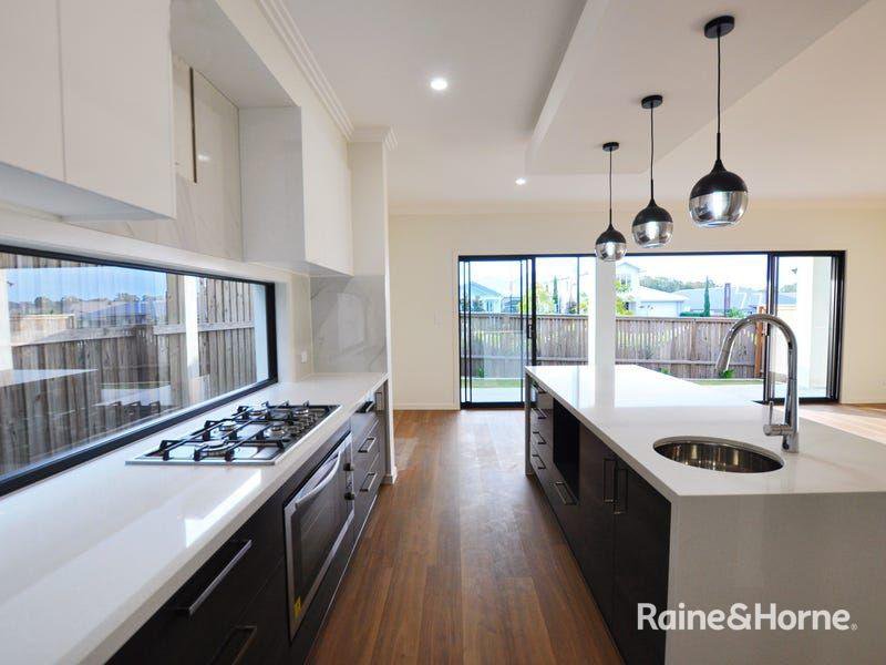 Photo - 7 Gawler Street, South Ripley QLD 4306 - Image 2