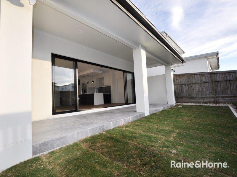 Photo - 7 Gawler Street, South Ripley QLD 4306 - Image 16