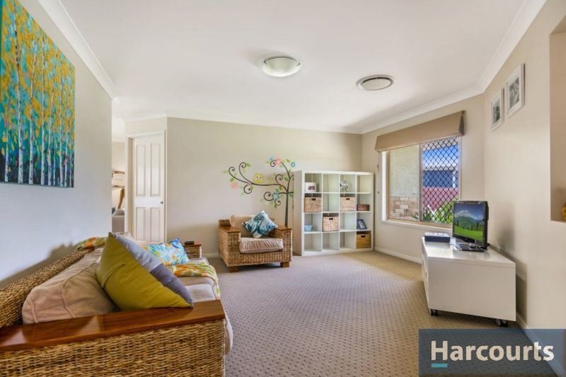 Photo - 7 Genoa Pl , Banksia Beach QLD 4507 - Image 5