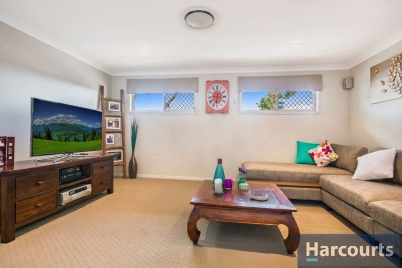 Photo - 7 Genoa Pl , Banksia Beach QLD 4507 - Image 6