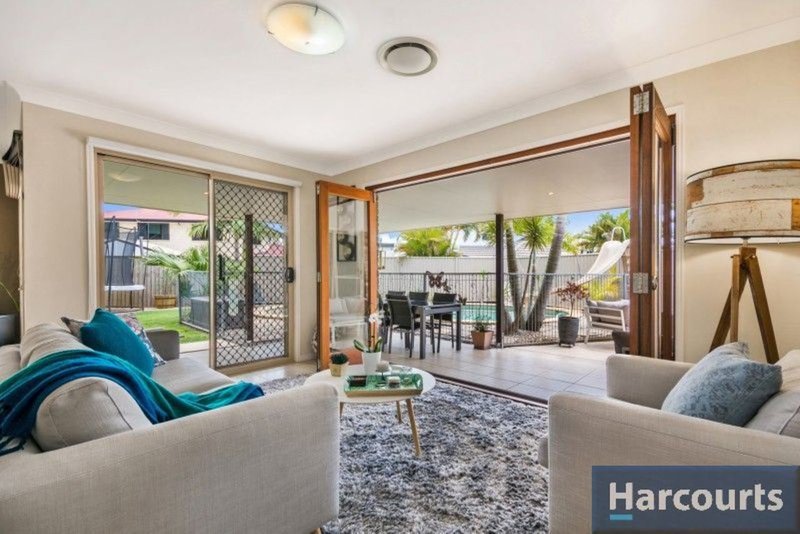 Photo - 7 Genoa Pl , Banksia Beach QLD 4507 - Image 8