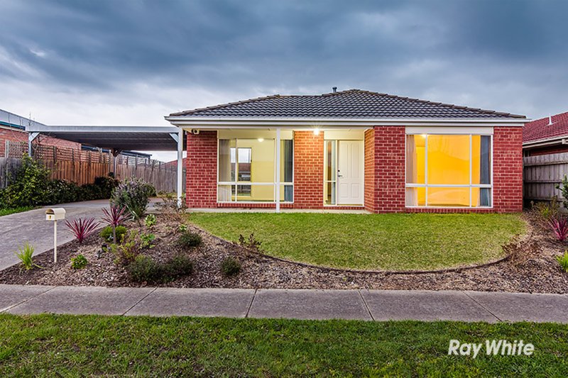 7 Genoa Way, Cranbourne West VIC 3977