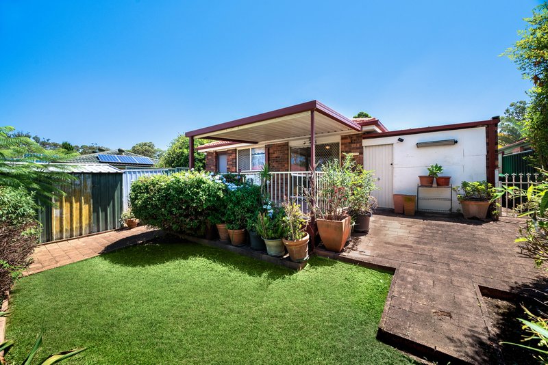 Photo - 7 Gentian Avenue, Macquarie Fields NSW 2564 - Image 11