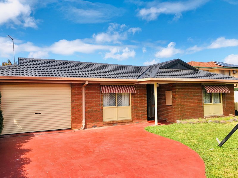 7 George Chudleigh Drive, Hallam VIC 3803