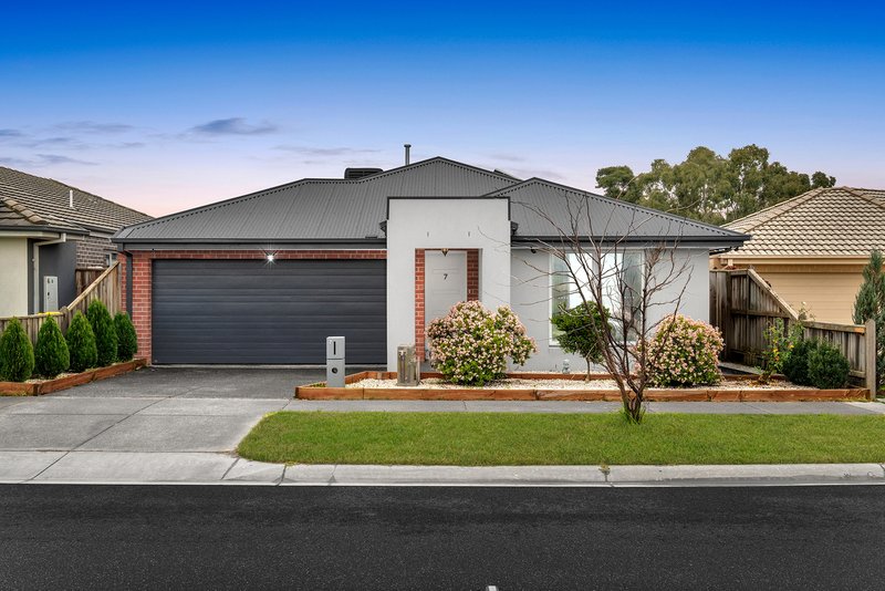 Photo - 7 Gerbera Way, Lyndhurst VIC 3975 - Image 1