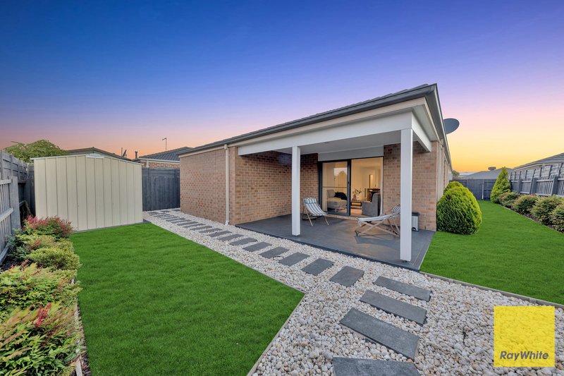 Photo - 7 Gianni Court, Tarneit VIC 3029 - Image 22