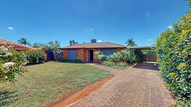 7 Giles Court, Dubbo NSW 2830