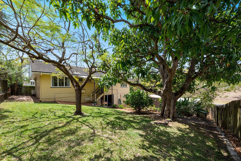 Photo - 7 Gilwell Street, Carina QLD 4152 - Image 20