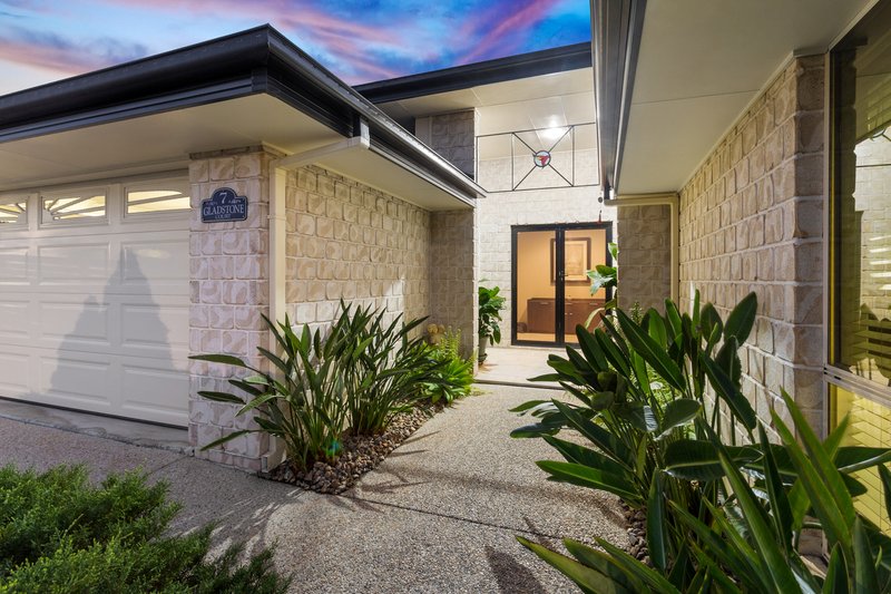 Photo - 7 Gladstone Court, Deception Bay QLD 4508 - Image 4