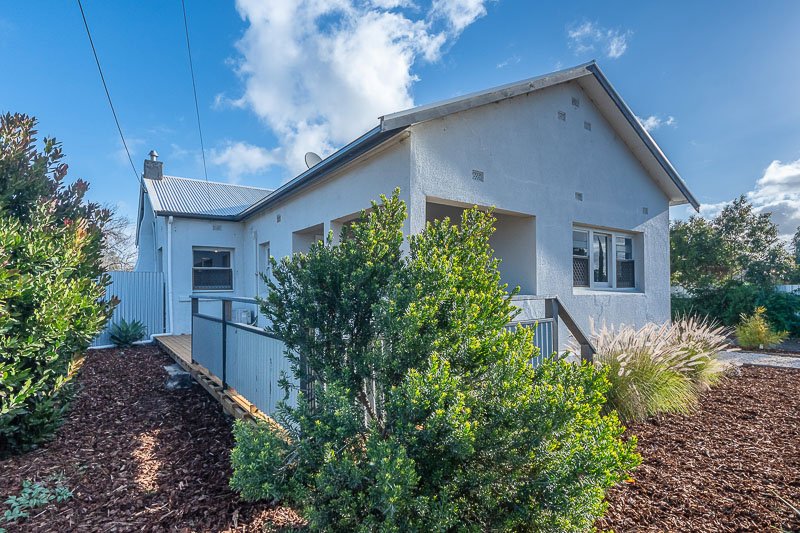 Photo - 7 Gladstone Street, Murray Bridge SA 5253 - Image 5