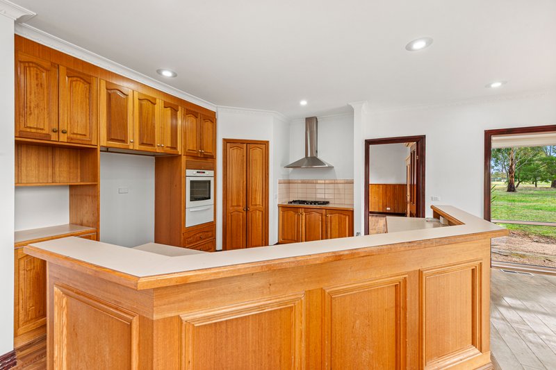 Photo - 7 Gleno Court, Cardigan VIC 3352 - Image 4