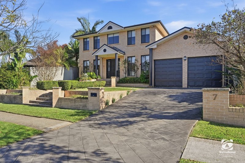 Photo - 7 Glenrowan Drive, Harrington Park NSW 2567 - Image 1