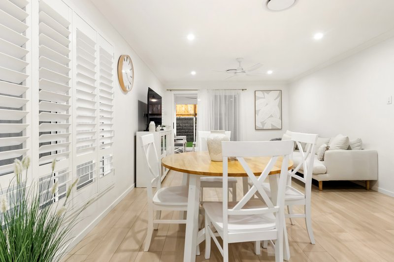 Photo - 7 Glenthorne Street, Redland Bay QLD 4165 - Image 6