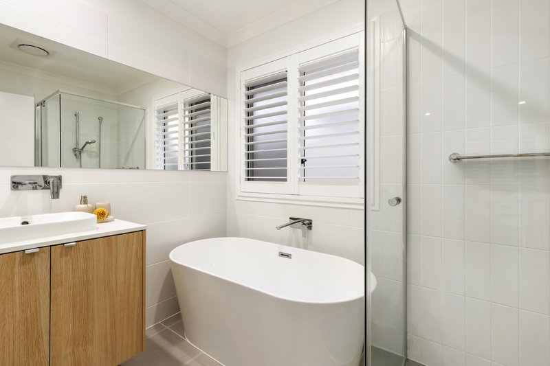 Photo - 7 Glenthorne Street, Redland Bay QLD 4165 - Image 9