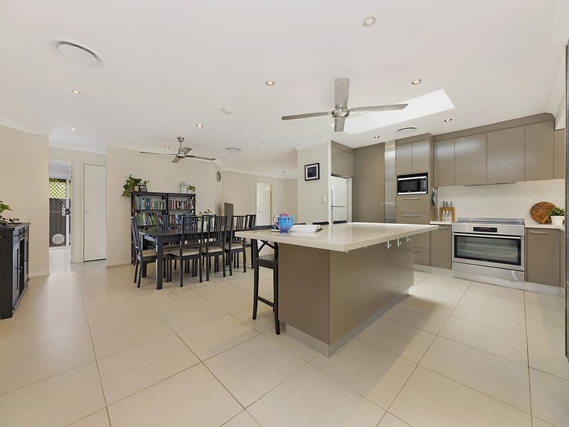 Photo - 7 Glenview Close, Buderim QLD 4556 - Image 2