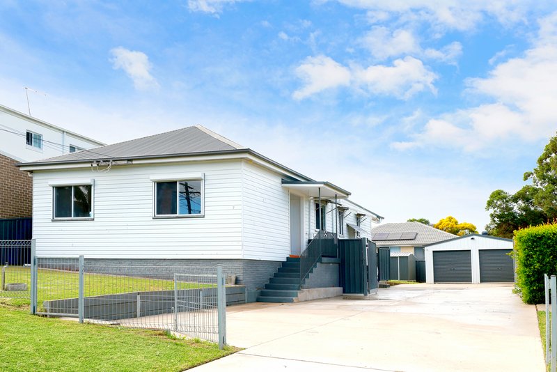 Photo - 7 Glenview Street, St Marys NSW 2760 - Image 1