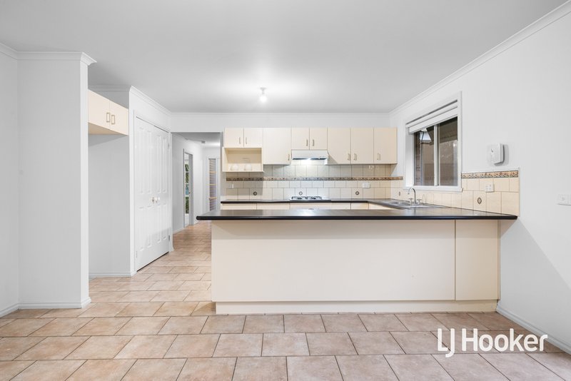 Photo - 7 Glenwood Close, Hoppers Crossing VIC 3029 - Image 6