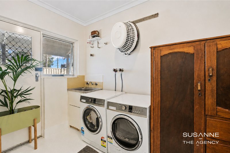 Photo - 7 Glyde Road, Lesmurdie WA 6076 - Image 21