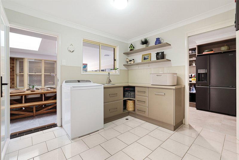 Photo - 7 Goderich Court, Tamworth NSW 2340 - Image 9