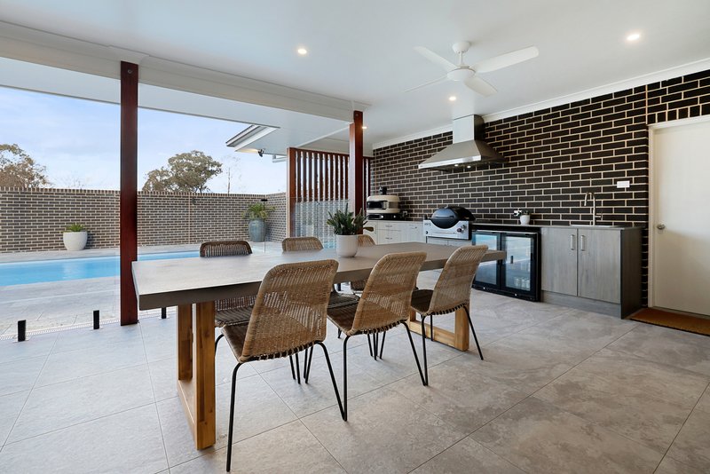 Photo - 7 Goderich Court, Tamworth NSW 2340 - Image 16
