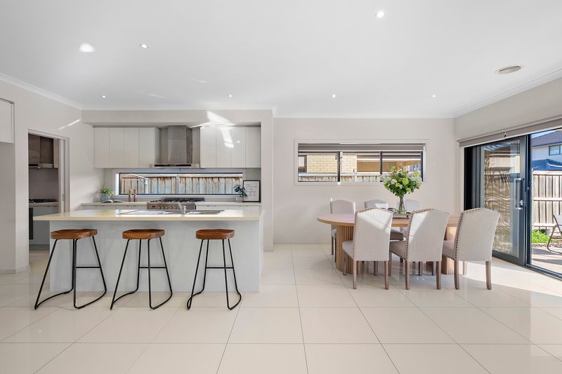 Photo - 7 Goldhurst Street, Keysborough VIC 3173 - Image 3