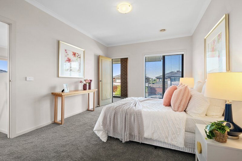 Photo - 7 Goldhurst Street, Keysborough VIC 3173 - Image 8