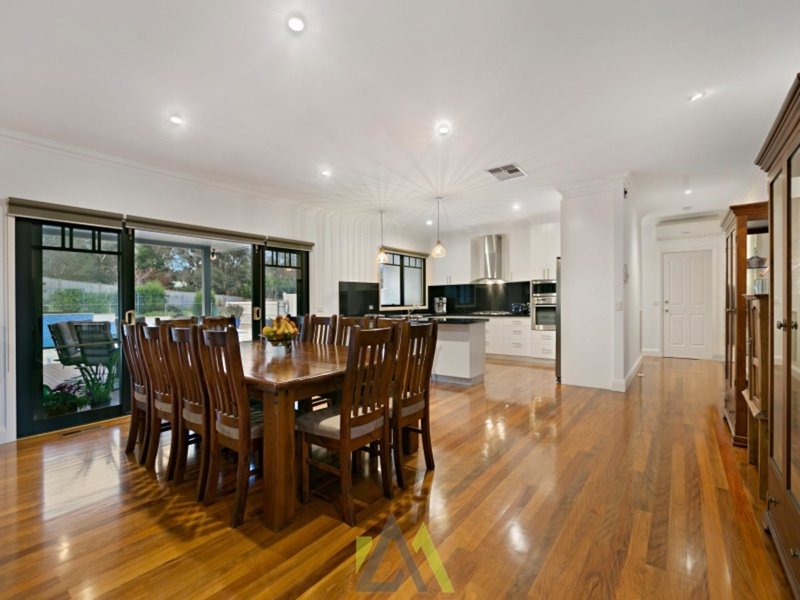 Photo - 7 Goldthorp Court, Frankston South VIC 3199 - Image 5