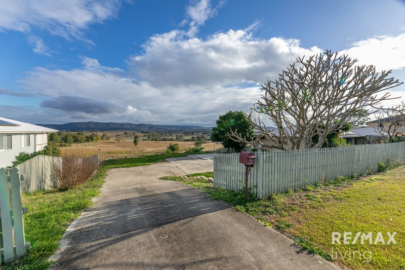 Photo - 7 Golf Links Drive, Kilcoy QLD 4515 - Image 7